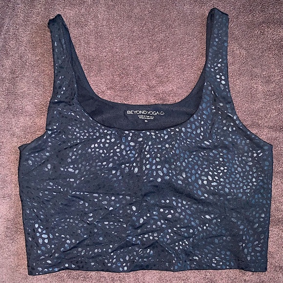 Beyond Yoga Tops - Beyond Yoga Rare Shiny Feline Keep it Simple Cropped Tank Black Shiny Foil - XL